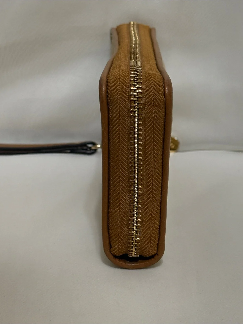 Michael Kors Jet Set Large Zip Around Continental Wallet